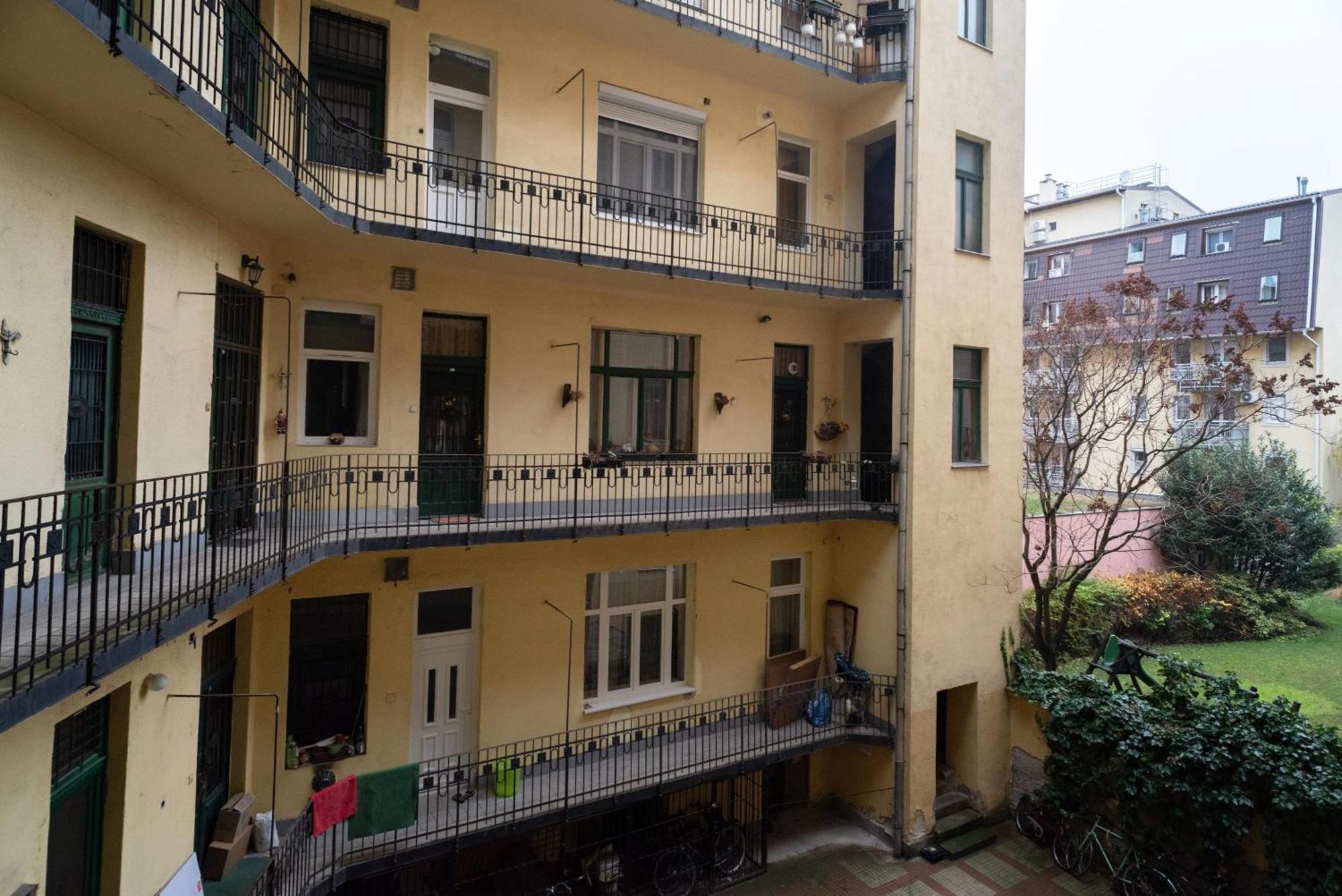 Lovely Studio At Central Location Budapest Bagian luar foto